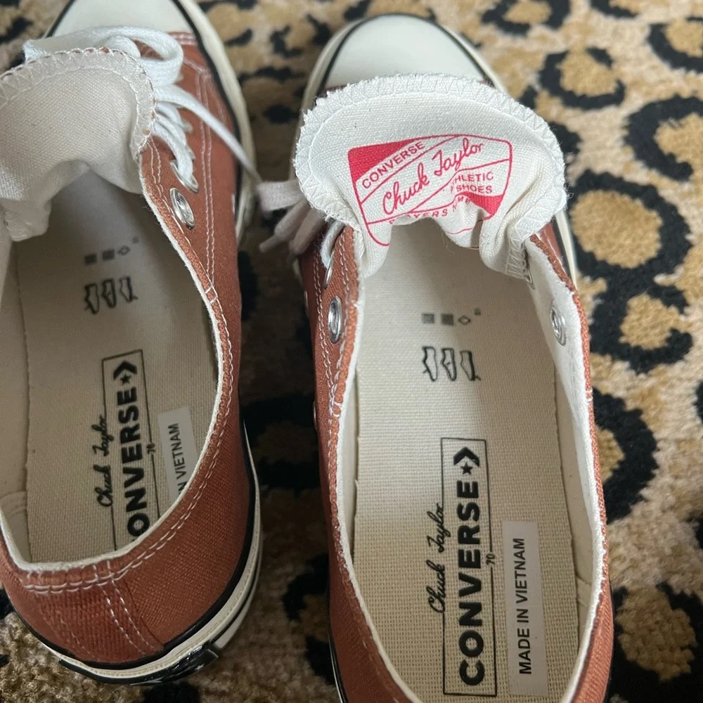 Converse Brown and White Sneakers Classic Style - Picture 2 of 9